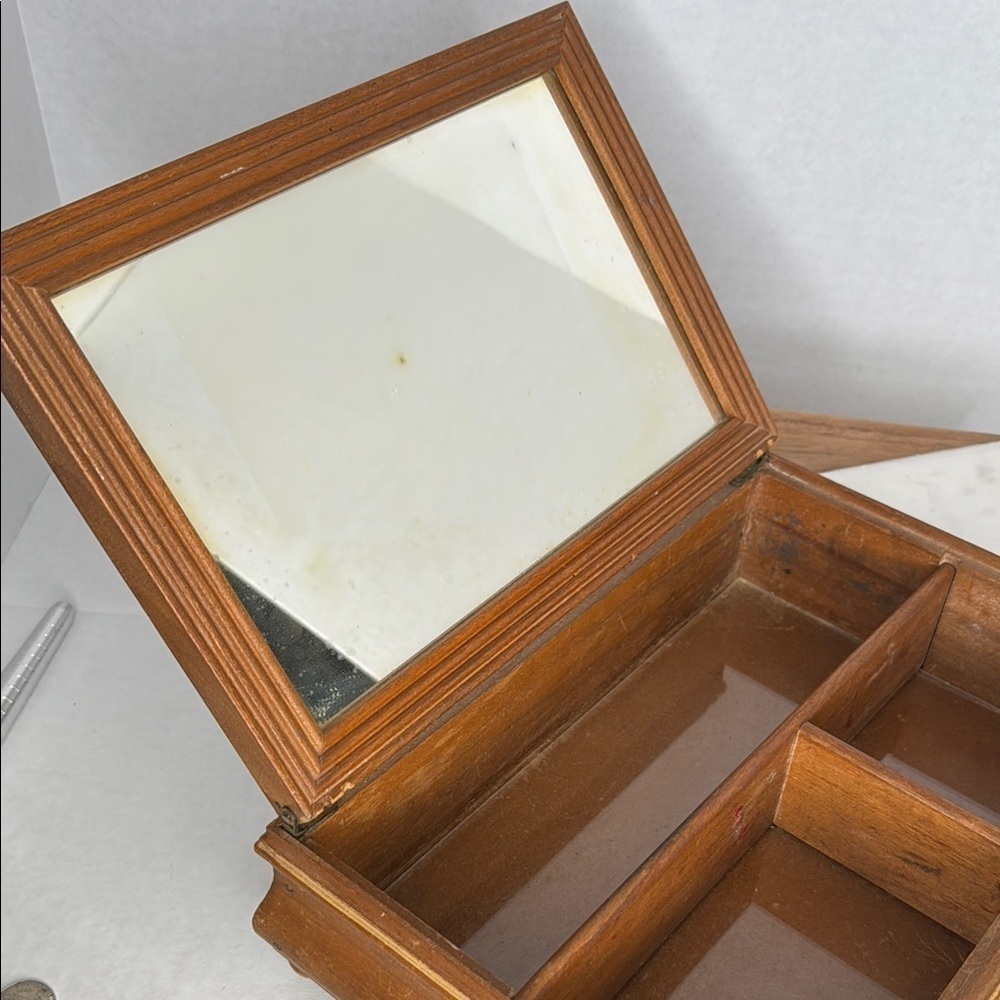 Antique English Victorian Hand Painted Wooden Jewelry Vanity Box - Picture 7 of 13